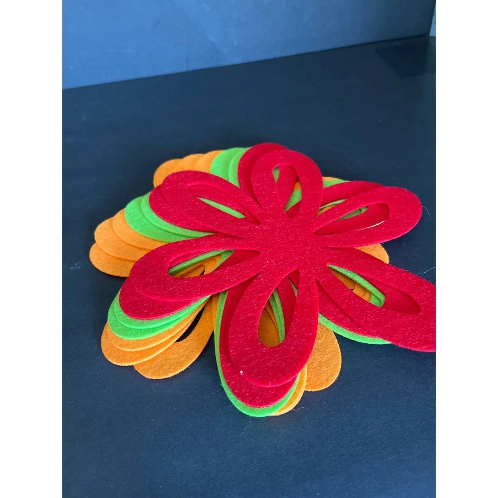 Felt Pan Separators Set of 14 Flower Shape Cookware Protectors Red Orange Green